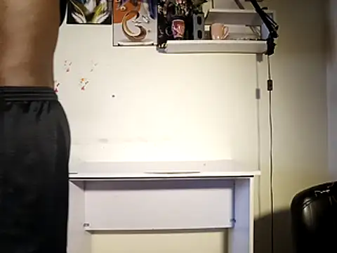 Moteroxz online show from 10-27-25, 05:22