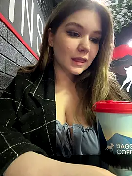 Snapshot of PumaShyXD chatting on 11-06-25, 11:00 PumaShyXD online show from 11-06-25, 11:00