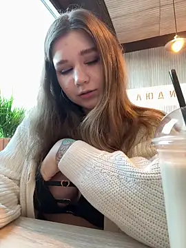 Snapshot of PumaShyXD chatting on 11-15-25, 11:29 PumaShyXD online show from 11-15-25, 11:29