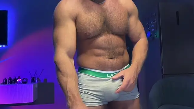 Snapshot of KarlosRichi chatting on 11-26-25, 04:19 KarlosRichi online show from 11-26-25, 04:19