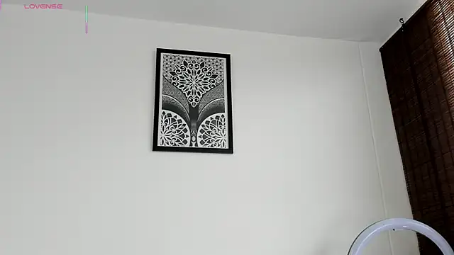 VeronicaTonu online show from 10-28-25, 02:42