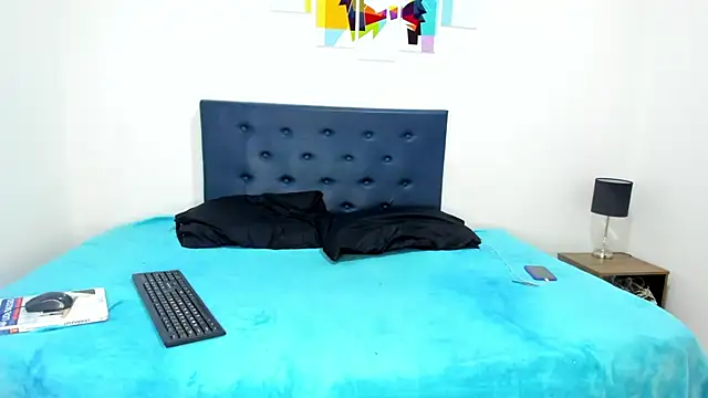 Snapshot of brenda_sofia2 chatting on 10-24-25, 08:05 brenda sofia2 online show from 10-24-25, 08:05