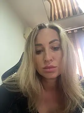 goddeesssssss online show from 12-04-25, 10:24