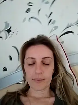 SophyGirl online show from 03-18-26, 08:17