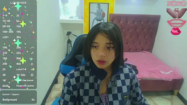 angelie 3 online show from 10-19-25, 06:14