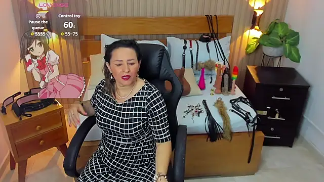 luciana ballesteros  online show from 10-27-25, 12:20