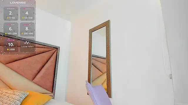 FaloonRoussel online show from 10-16-25, 06:09