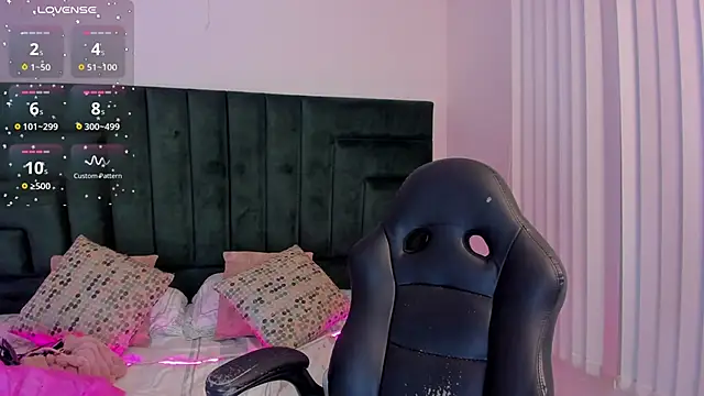 FaloonRoussel online show from 01-07-26, 12:24