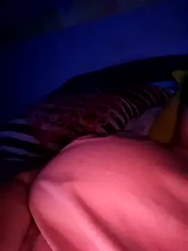 Snapshot of poussychats chatting on 02-08-25, 11:34 poussychats online show from 02-08-25, 11:34