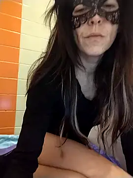 EmySkinny85 online show from 12-30-24, 07:48