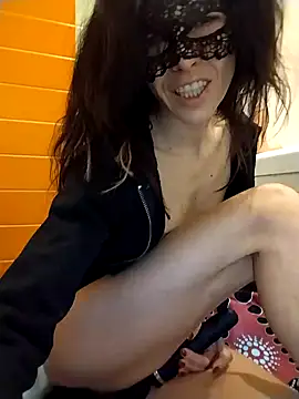 EmySkinny85 online show from 01-08-25, 09:32