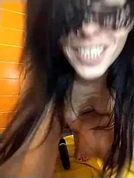 EmySkinny85 online show from 01-15-25, 08:58