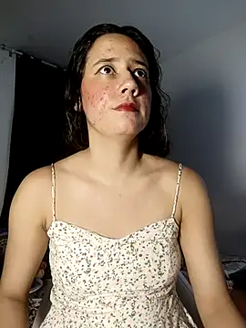 lovely kitt online show from 10-19-25, 01:39