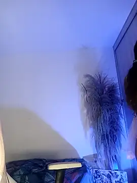 lovely kitt online show from 11-28-25, 12:57