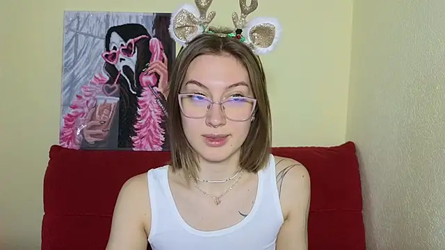 Snapshot of MalvinaBlum chatting on 12-24-24, 07:17 MalvinaBlum online show from 12-24-24, 07:17