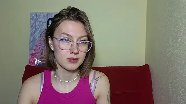 Snapshot of MalvinaBlum chatting on 01-11-25, 01:37 MalvinaBlum online show from 01-11-25, 01:37