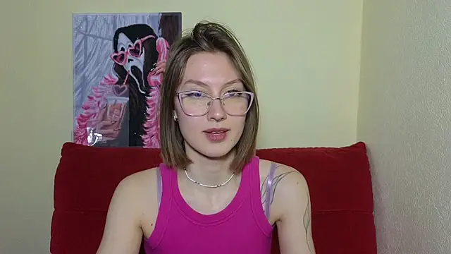 Snapshot of MalvinaBlum chatting on 01-11-25, 05:52 MalvinaBlum online show from 01-11-25, 05:52