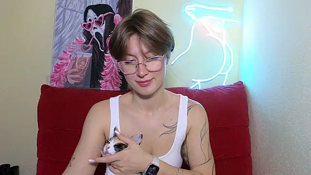 Snapshot of MalvinaBlum chatting on 09-25-25, 04:49 MalvinaBlum online show from 09-25-25, 04:49