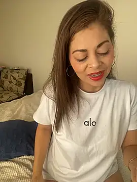 Snapshot of Anto_Naranjo chatting on 01-10-25, 01:31 Anto Naranjo online show from 01-10-25, 01:31