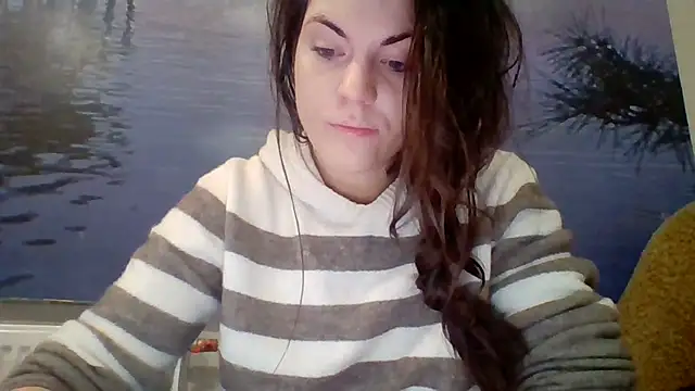 AliceTailor online show from 11-19-25, 02:39