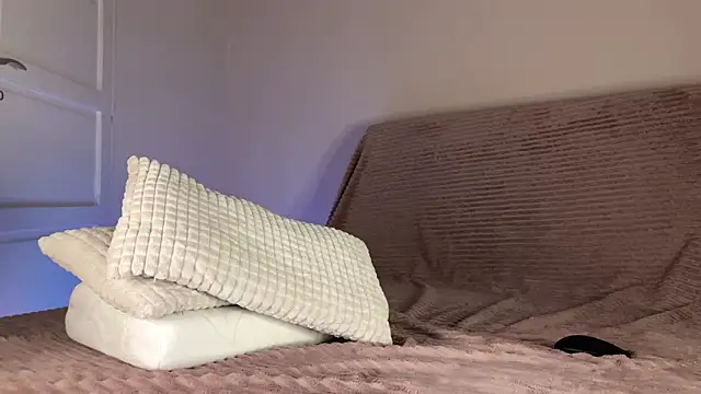 itsmaxxbaby  online show from 02-07-26, 06:50