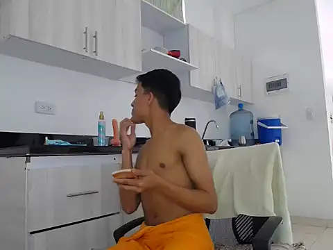 adams pervert love online show from 03-18-25, 08:04