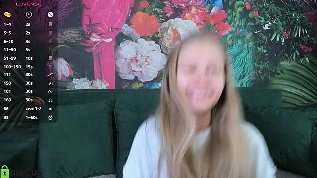 Polumna cute online show from 11-14-25, 09:30