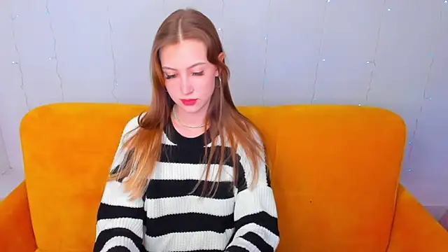 Snapshot of VitalinaBlue chatting on 02-07-25, 07:40 VitalinaBlue online show from 02-07-25, 07:40