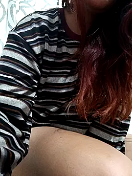 Snapshot of ZUCAAT chatting on 11-24-25, 10:20 ZUCAAT online show from 11-24-25, 10:20