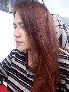 Snapshot of ZUCAAT chatting on 12-04-25, 04:22 ZUCAAT online show from 12-04-25, 04:22