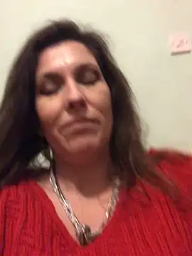 Lwhite1 online show from 12-20-24, 04:04