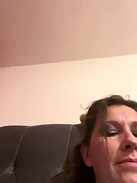 Lwhite1 online show from 11-19-25, 05:02