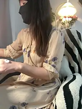 Snapshot of Annabody chatting on 02-08-26, 07:12 Annabody online show from 02-08-26, 07:12