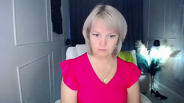 Juarnea online show from 10-08-25, 08:34