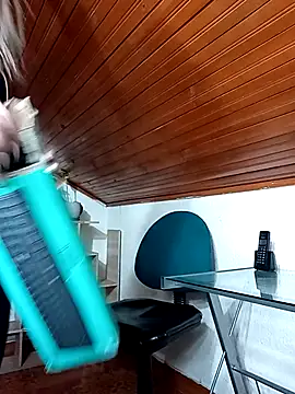 merlinaadams  online show from 10-09-25, 04:38