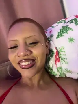 Charlotee  online show from 01-21-25, 06:33