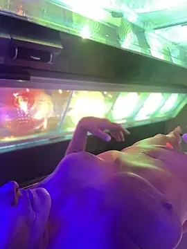 Snapshot of vixendoll87 chatting on 02-12-25, 01:09 vixendoll87 online show from 02-12-25, 01:09