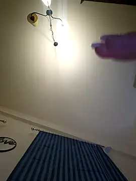 Snapshot of Sexycouplexxx69 chatting on 03-06-25, 05:43 Sexycouplexxx69 online show from 03-06-25, 05:43