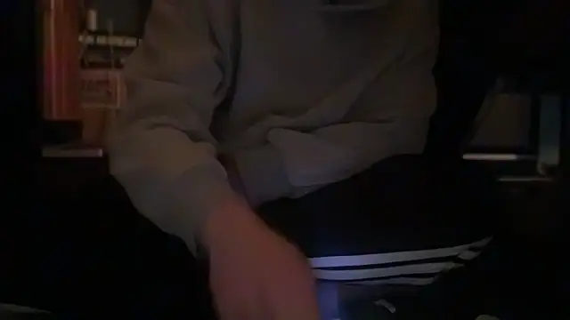 Snapshot of adamseed69 chatting on 01-09-26, 06:49 adamseed69 online show from 01-09-26, 06:49