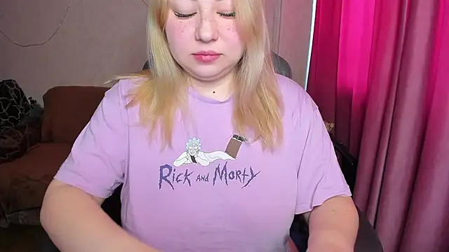 Milafoxxxy online show from 11-17-25, 05:46