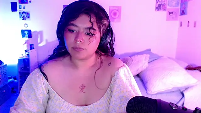 StephaniFox online show from 12-03-24, 04:25