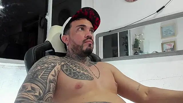 Angel sex latin online show from 12-30-24, 07:15