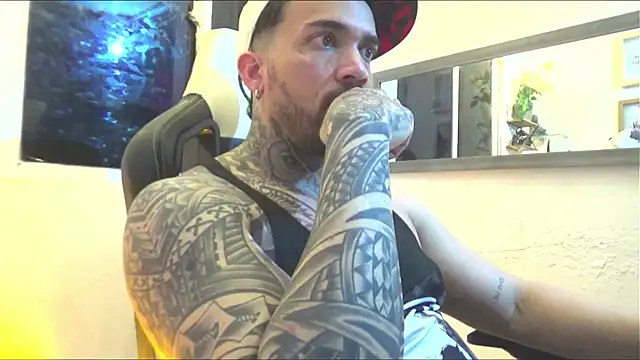 Angel sex latin online show from 01-09-25, 08:24