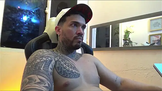 Angel sex latin online show from 01-12-25, 11:36