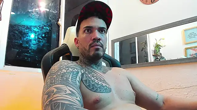 Angel sex latin online show from 01-21-25, 04:10