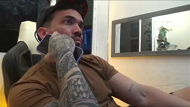 Angel sex latin online show from 01-27-25, 08:40