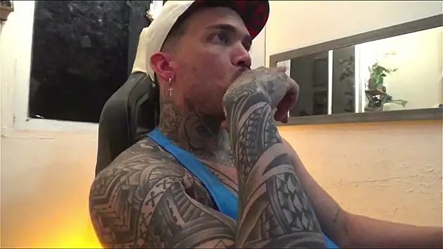 Angel sex latin online show from 02-01-25, 03:52