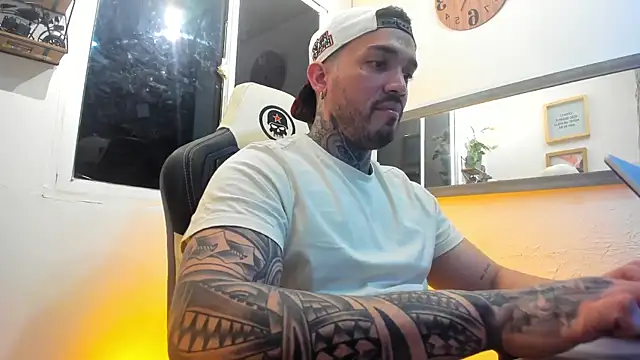 Angel sex latin online show from 02-02-25, 03:43