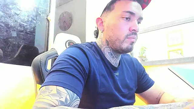 Angel sex latin online show from 02-04-25, 08:13