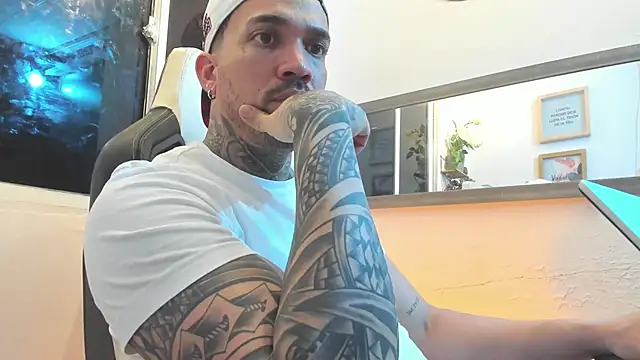 Angel sex latin online show from 02-08-25, 03:30